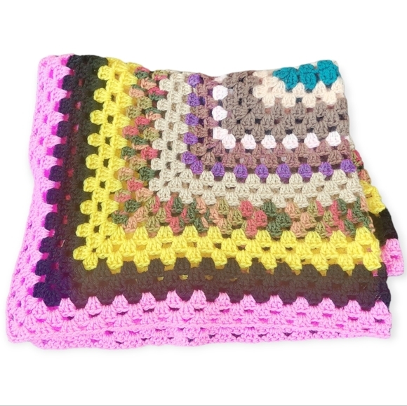 Vintage‎ Granny Square Crocheted  Afghan 70's boho Electric style - Picture 2 of 6
